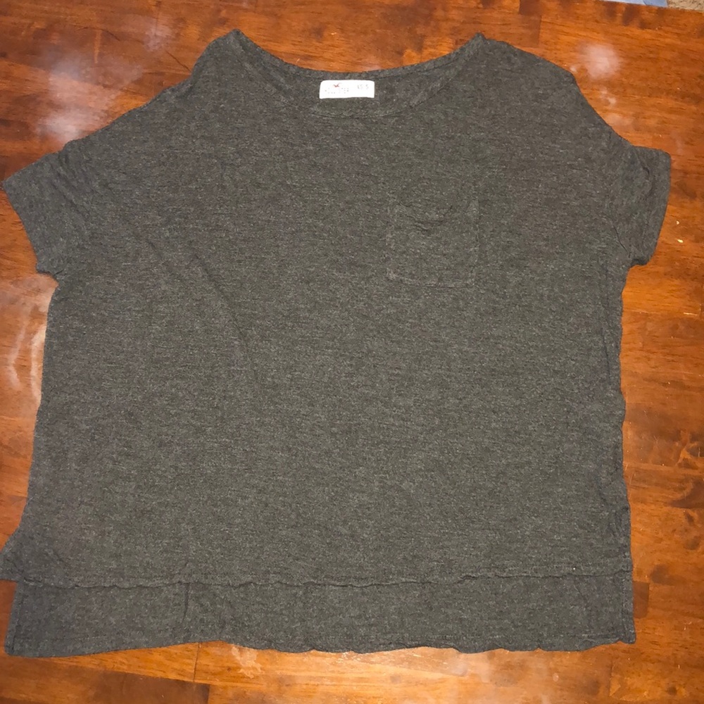 hollister t-shirt